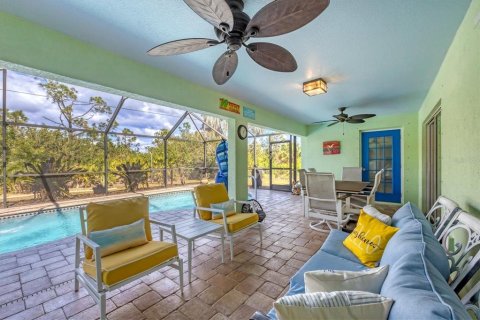 Casa en venta en Port Charlotte, Florida, 3 dormitorios, 171.03 m2 № 1733661 - foto 22
