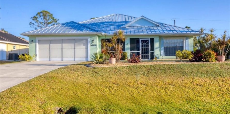 Casa en Port Charlotte, Florida 3 dormitorios, 171.03 m2 № 1733661