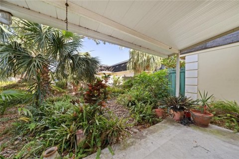 Condo in Orlando, Florida, 2 bedrooms  № 1634663 - photo 15