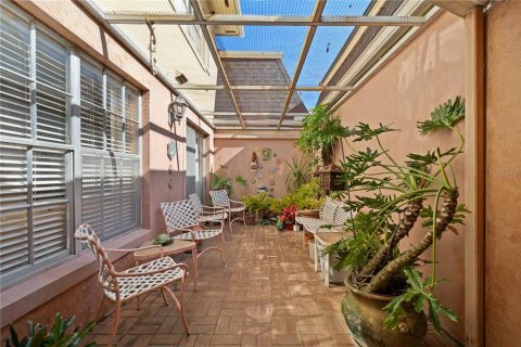 Condo in Orlando, Florida, 2 bedrooms  № 1634663 - photo 3