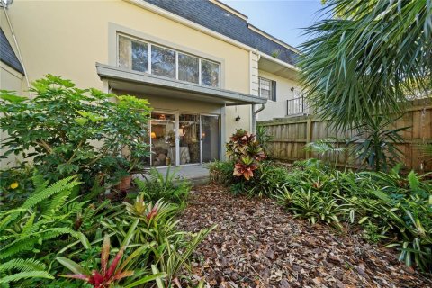 Condo in Orlando, Florida, 2 bedrooms  № 1634663 - photo 16