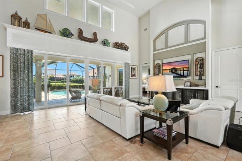 House in Palm Coast, Florida 4 bedrooms, 315.68 sq.m. № 1804725 - photo 5