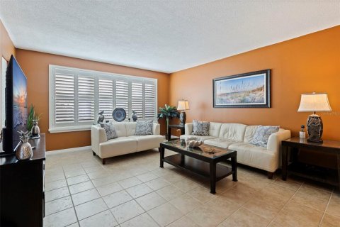 Condominio en venta en Saint Petersburg, Florida, 2 dormitorios, 109.16 m2 № 2092937 - foto 8