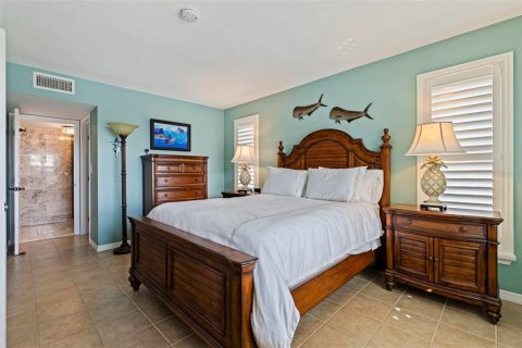 Condominio en venta en Saint Petersburg, Florida, 2 dormitorios, 109.16 m2 № 2092937 - foto 12