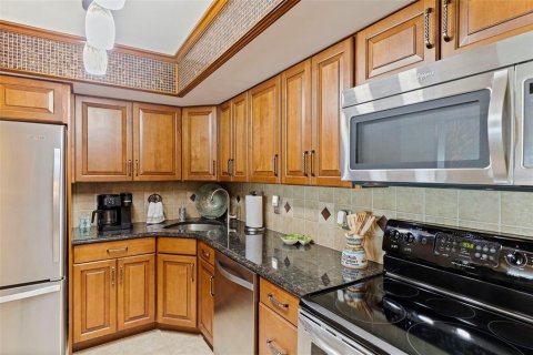 Condominio en venta en Saint Petersburg, Florida, 2 dormitorios, 109.16 m2 № 2092937 - foto 6