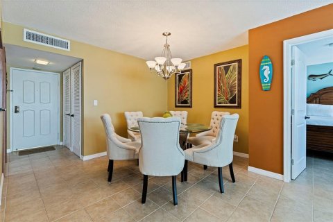 Condominio en venta en Saint Petersburg, Florida, 2 dormitorios, 109.16 m2 № 2092937 - foto 11