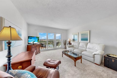 Condo in Saint Petersburg, Florida, 1 bedroom  № 1856726 - photo 8