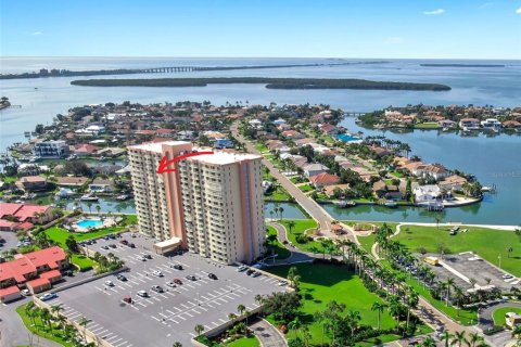 Condo in Saint Petersburg, Florida, 1 bedroom  № 1856726 - photo 22