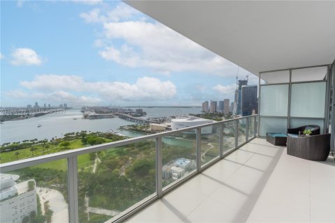 Copropriété à vendre à Miami, Floride: 2 chambres, 144.65 m2 № 2058894 - photo 2