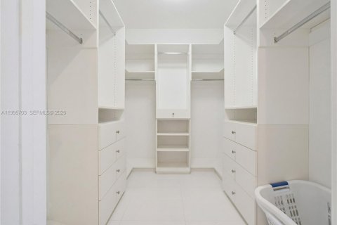 Copropriété à vendre à Miami, Floride: 2 chambres, 144.65 m2 № 2058894 - photo 15