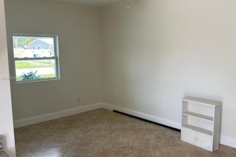 Propiedad comercial en alquiler en Pompano Beach, Florida, 1 dormitorio, 101.73 m2 № 2052627 - foto 5