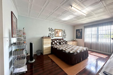 Condominio en venta en Pembroke Pines, Florida, 2 dormitorios, 140 m2 № 1934927 - foto 25