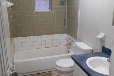 Casa en alquiler en Wildwood, Florida, 2 dormitorios, 62.43 m2 № 1842077 - foto 1
