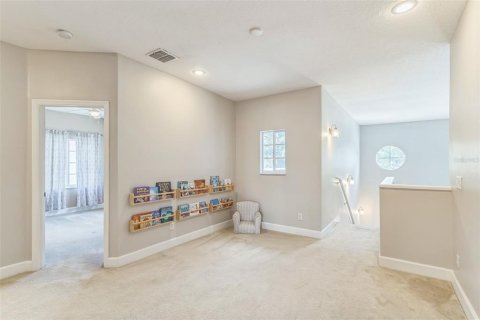 Casa en venta en Orlando, Florida, 5 dormitorios, 318.1 m2 № 1792086 - foto 22