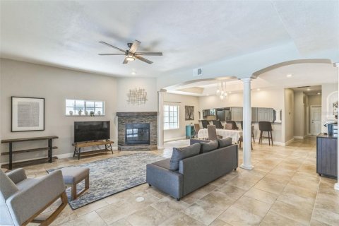 Casa en venta en Orlando, Florida, 5 dormitorios, 318.1 m2 № 1792086 - foto 12