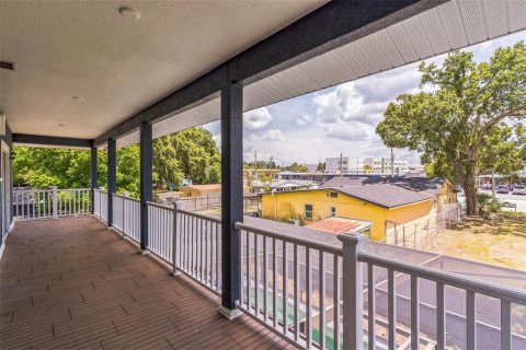 Casa en venta en Orlando, Florida, 5 dormitorios, 318.1 m2 № 1792086 - foto 29