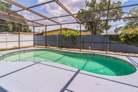 Casa en venta en Orlando, Florida, 5 dormitorios, 318.1 m2 № 1792086 - foto 16