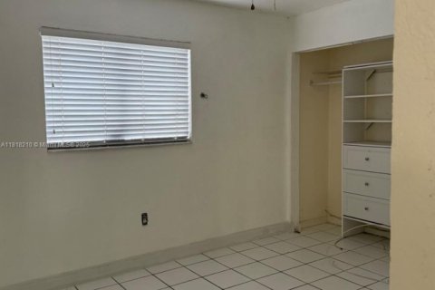 Condo in Homestead, Florida, 3 bedrooms  № 1775241 - photo 12
