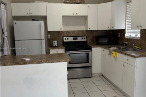 Condo in Homestead, Florida, 3 bedrooms  № 1775241 - photo 7