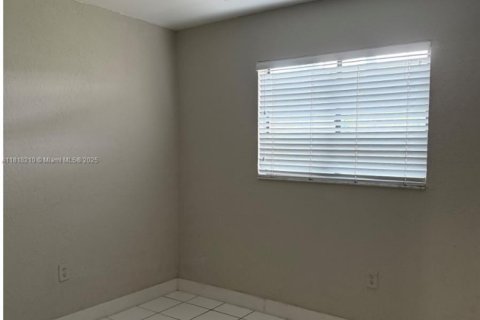Condo in Homestead, Florida, 3 bedrooms  № 1775241 - photo 11