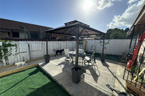 Condo in Homestead, Florida, 3 bedrooms  № 1775241 - photo 2