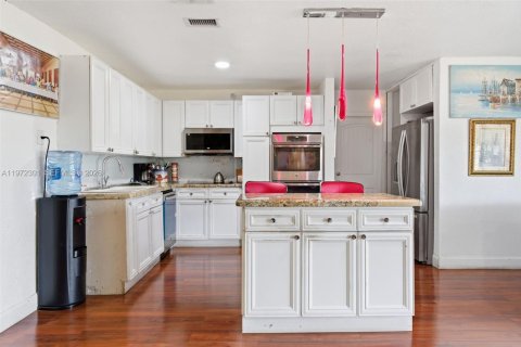 Villa ou maison à vendre à Lauderhill, Floride: 3 chambres, 110.93 m2 № 2036233 - photo 9