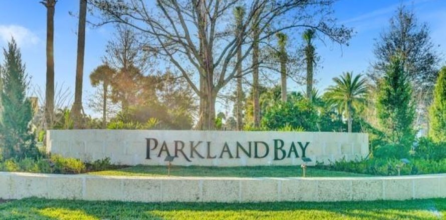 House in Parkland, Florida 3 bedrooms, 212.47 sq.m. № 991974