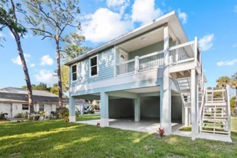 Villa ou maison à vendre à New Port Richey, Floride: 3 chambres, 163.51 m2 № 1544188 - photo 1