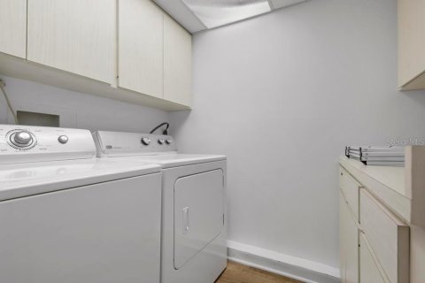 Condo in Sarasota, Florida, 2 bedrooms  № 1842341 - photo 26