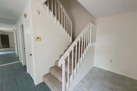 Townhouse in Palm Beach Gardens, Florida 2 bedrooms, 148.27 sq.m. № 2365282 - photo 27