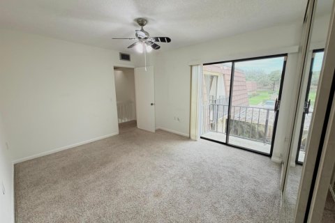 Townhouse in Palm Beach Gardens, Florida 2 bedrooms, 148.27 sq.m. № 2365282 - photo 8