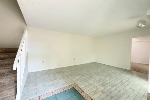 Townhouse in Palm Beach Gardens, Florida 2 bedrooms, 148.27 sq.m. № 2365282 - photo 24