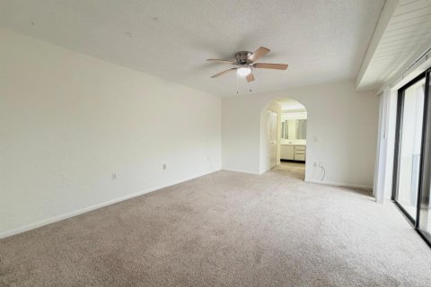 Townhouse in Palm Beach Gardens, Florida 2 bedrooms, 148.27 sq.m. № 2365282 - photo 13