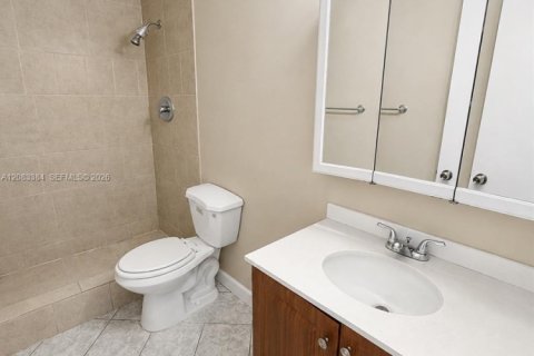 Copropriété à louer à Pompano Beach, Floride: 2 chambres, 74.32 m2 № 2378543 - photo 11