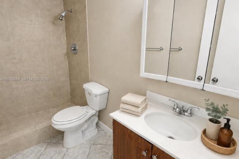Copropriété à louer à Pompano Beach, Floride: 2 chambres, 74.32 m2 № 2378543 - photo 12