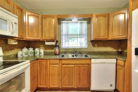 Casa en venta en Lakeland, Florida, 3 dormitorios, 116.5 m2 № 1829802 - foto 11