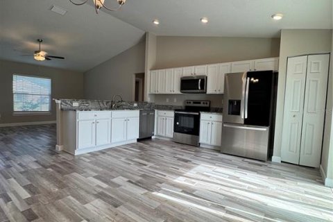 Casa en alquiler en Ocala, Florida, 3 dormitorios, 122.17 m2 № 1881398 - foto 5
