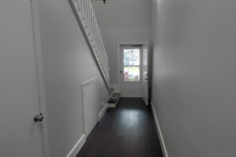 Townhouse in Deerfield Beach, Florida 2 bedrooms, 132.76 sq.m. № 2192872 - photo 5
