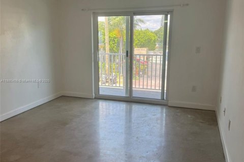 Condominio en venta en Miami Beach, Florida, 1 dormitorio, 74.32 m2 № 1931523 - foto 3