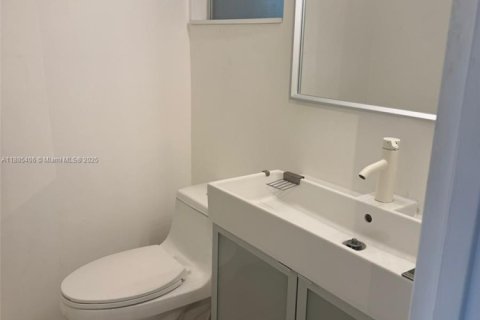 Condominio en venta en Miami Beach, Florida, 1 dormitorio, 74.32 m2 № 1931523 - foto 6