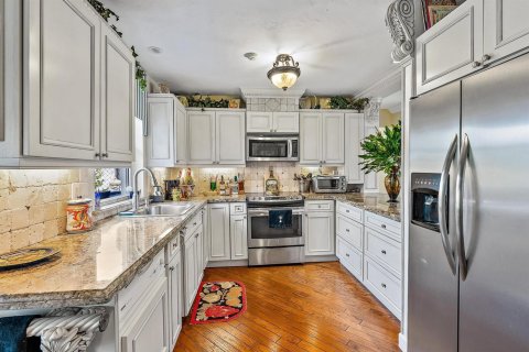 Villa ou maison à louer à West Palm Beach, Floride: 2 chambres, 116.5 m2 № 2402366 - photo 11