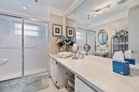 Villa ou maison à louer à West Palm Beach, Floride: 2 chambres, 116.5 m2 № 2402366 - photo 25