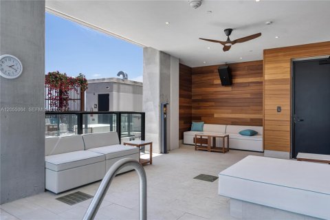 Condo in Miami, Florida  № 2264983 - photo 15
