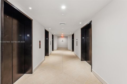 Copropriété à louer à Miami, Floride: 34.1 m2 № 2168136 - photo 17