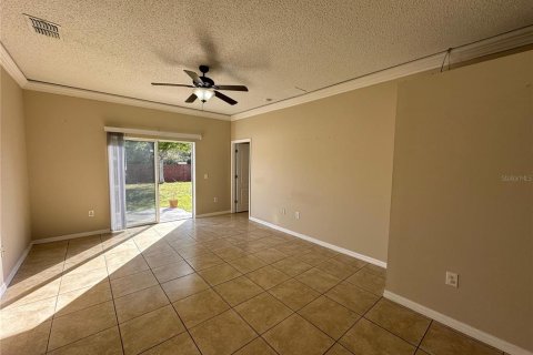 Villa ou maison à louer à Orlando, Floride: 4 chambres, 167.22 m2 № 2425551 - photo 10
