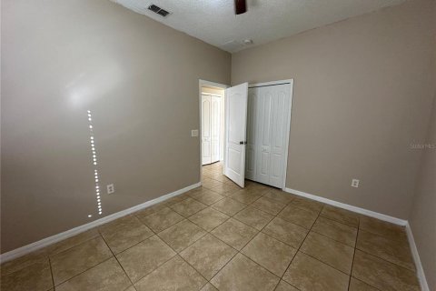Villa ou maison à louer à Orlando, Floride: 4 chambres, 167.22 m2 № 2425551 - photo 12