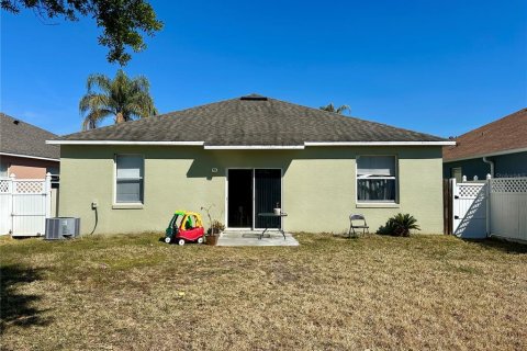 Villa ou maison à louer à Orlando, Floride: 4 chambres, 167.22 m2 № 2425551 - photo 19