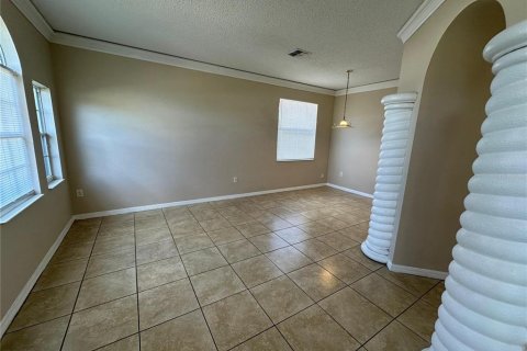 Villa ou maison à louer à Orlando, Floride: 4 chambres, 167.22 m2 № 2425551 - photo 2