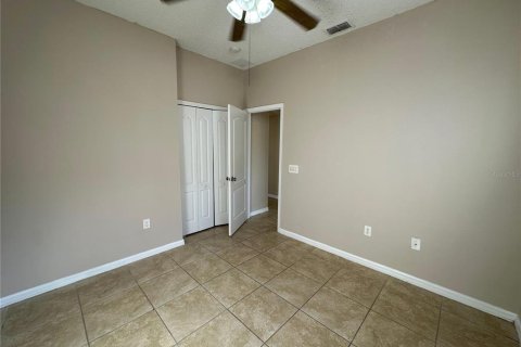Villa ou maison à louer à Orlando, Floride: 4 chambres, 167.22 m2 № 2425551 - photo 7