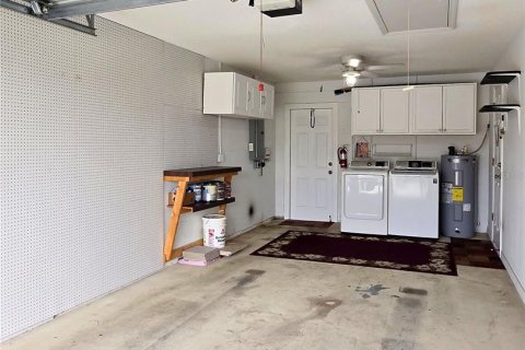 House in Haines City, Florida 2 bedrooms, 85.93 sq.m. № 2108041 - photo 24